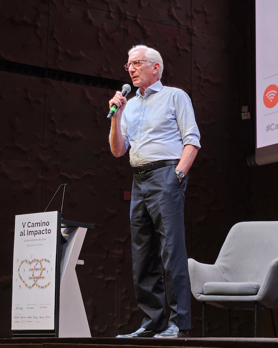 Sir Ronald Cohen speaking at SpainNAB