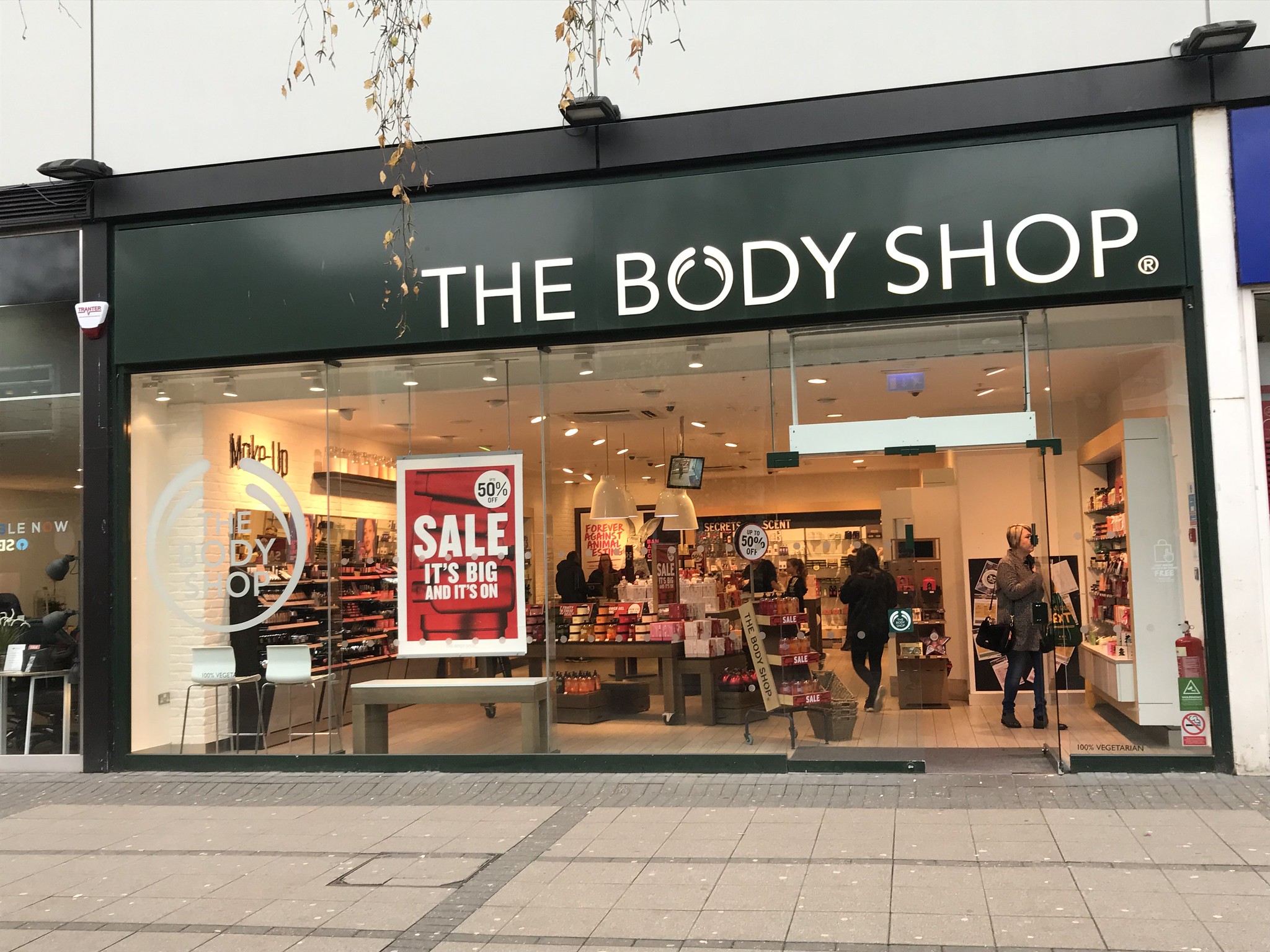 Body Shop storefront 