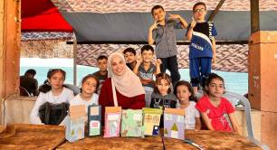 Wisam Abualnaja at a Colors for Gaza workshop